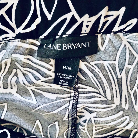 LANE BRYANT WIDE LED PRINT STRETCH PANTS - Picture 4 of 5